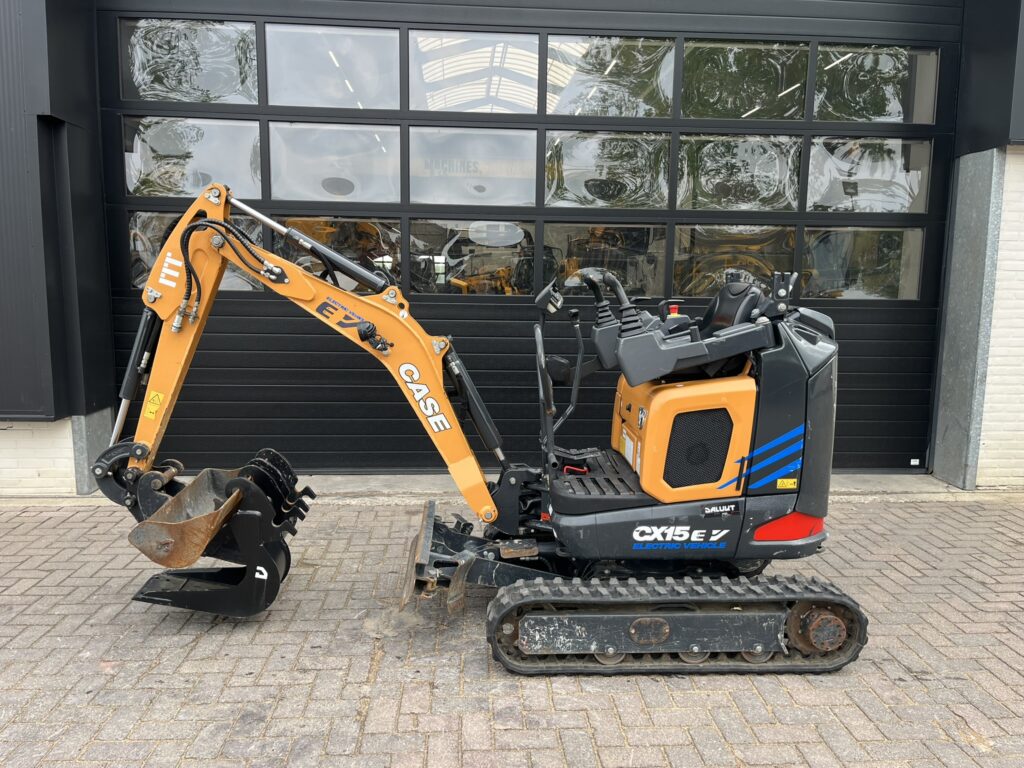 Case CX15E