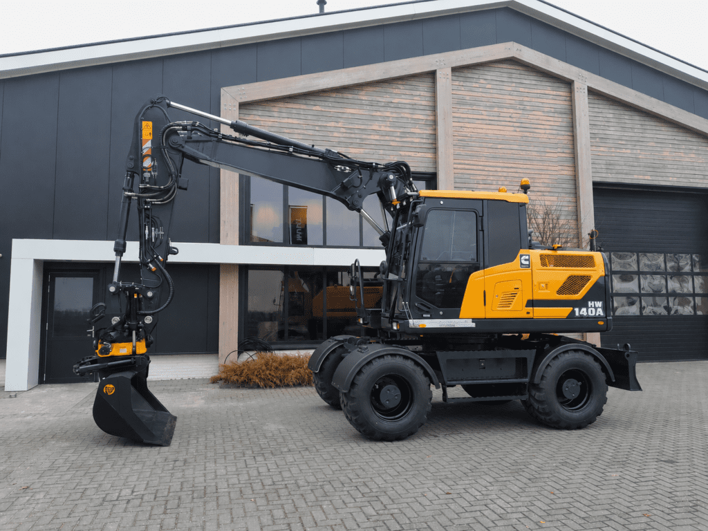 Afgeleverd: nieuwe Hyundai HW140A – opbouw door Boltra