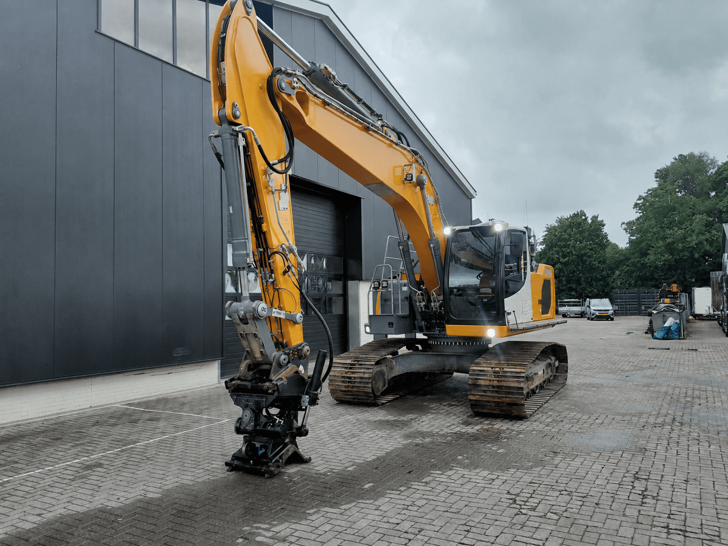 Liebherr R 924 LC vooraanzicht
